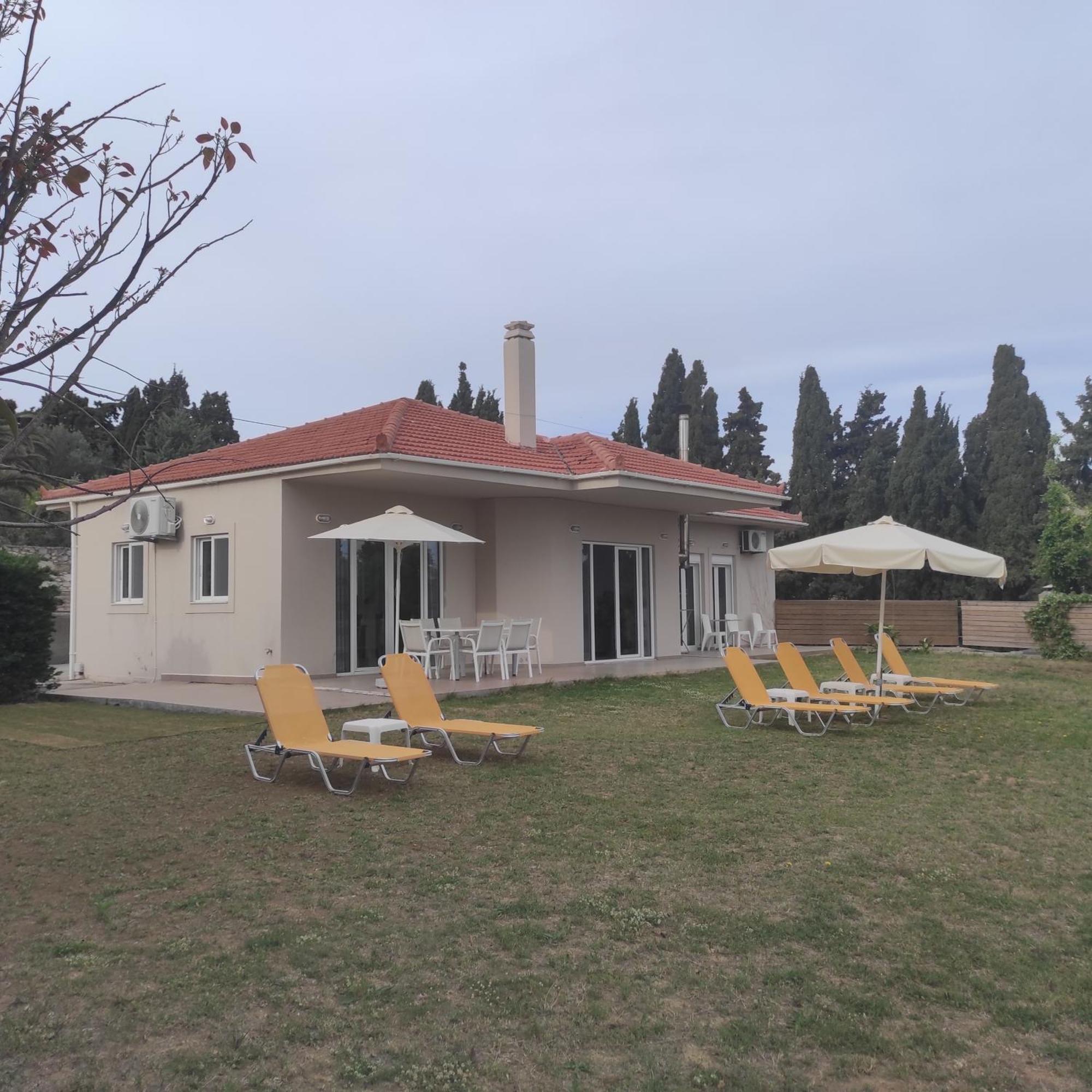 Sea Breeze Villa Rethymno  Exterior photo