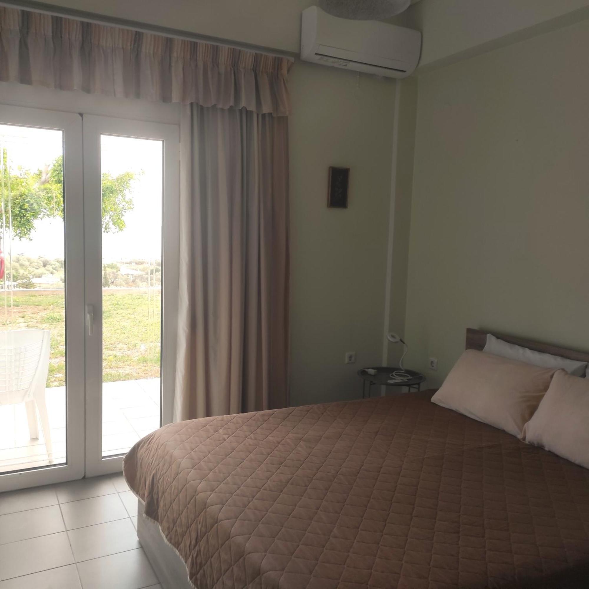 Sea Breeze Villa Rethymno  Exterior photo